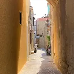 Old Town Retreat Rhodes City
