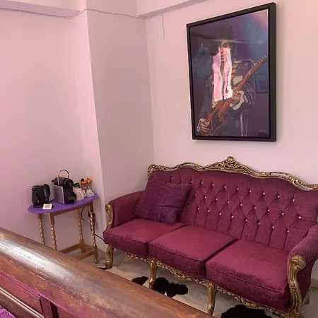 בית הארחה Old Town Retreat 4*