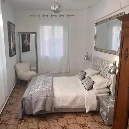 Old Town Retreat Guest house Rhodes City