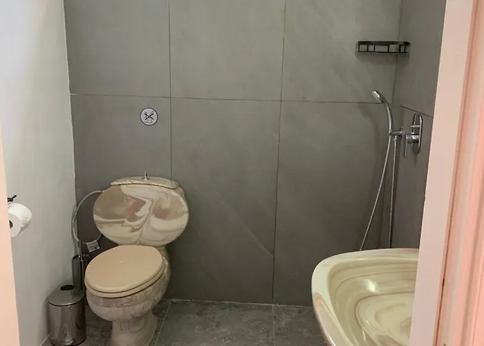 Old Town Retreat بيت ضيافة 3*