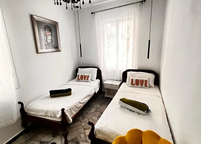 بيت ضيافة Old Town Retreat Rhodes City