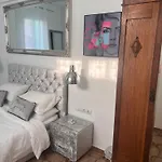 Old Town Retreat Rhodes City