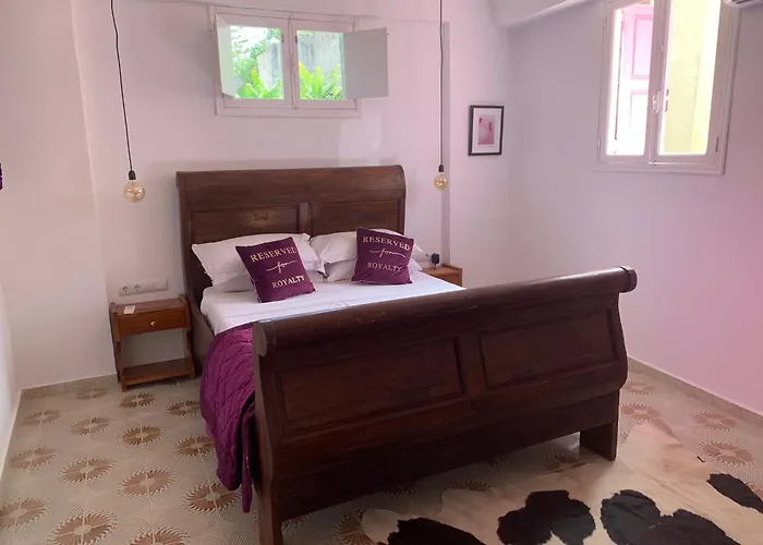 Old Town Retreat Rhodes City